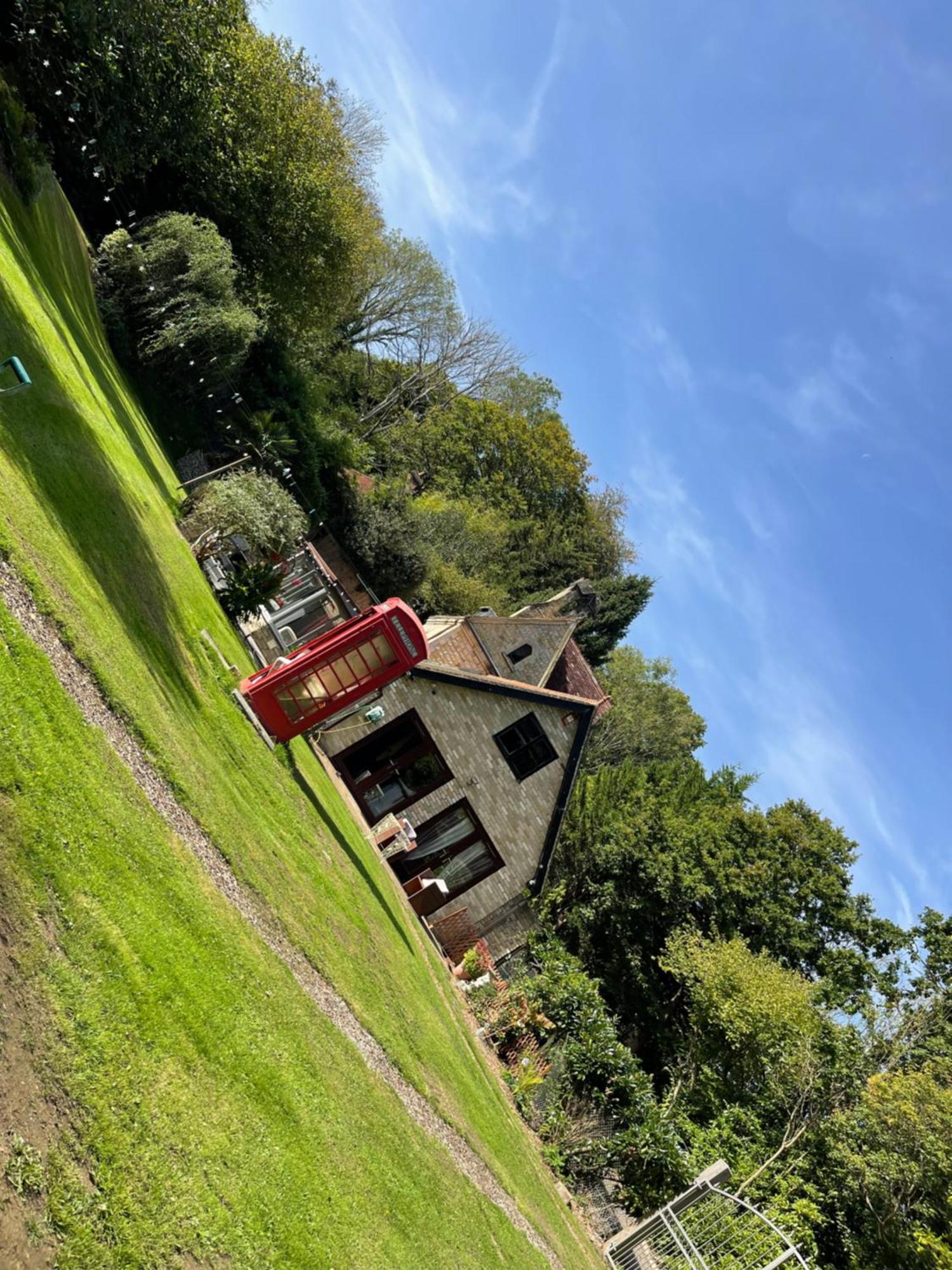 South Lodge House Dormansland Extérieur photo